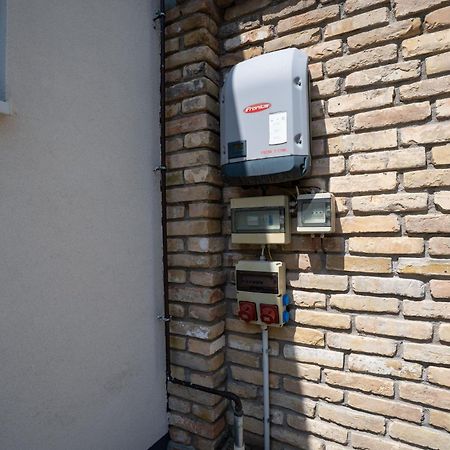 Jokai Apartman Dunafoldvar Esterno foto