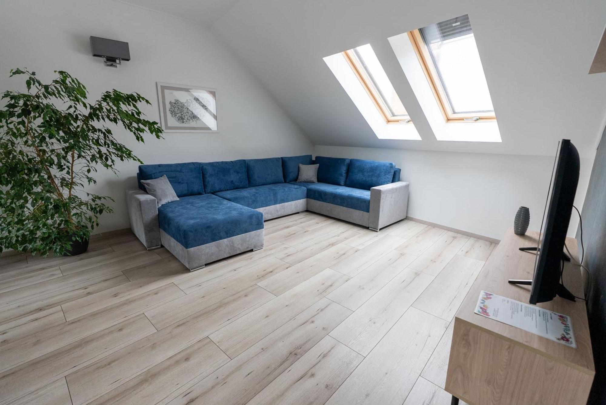 Jokai Apartman Dunafoldvar Esterno foto