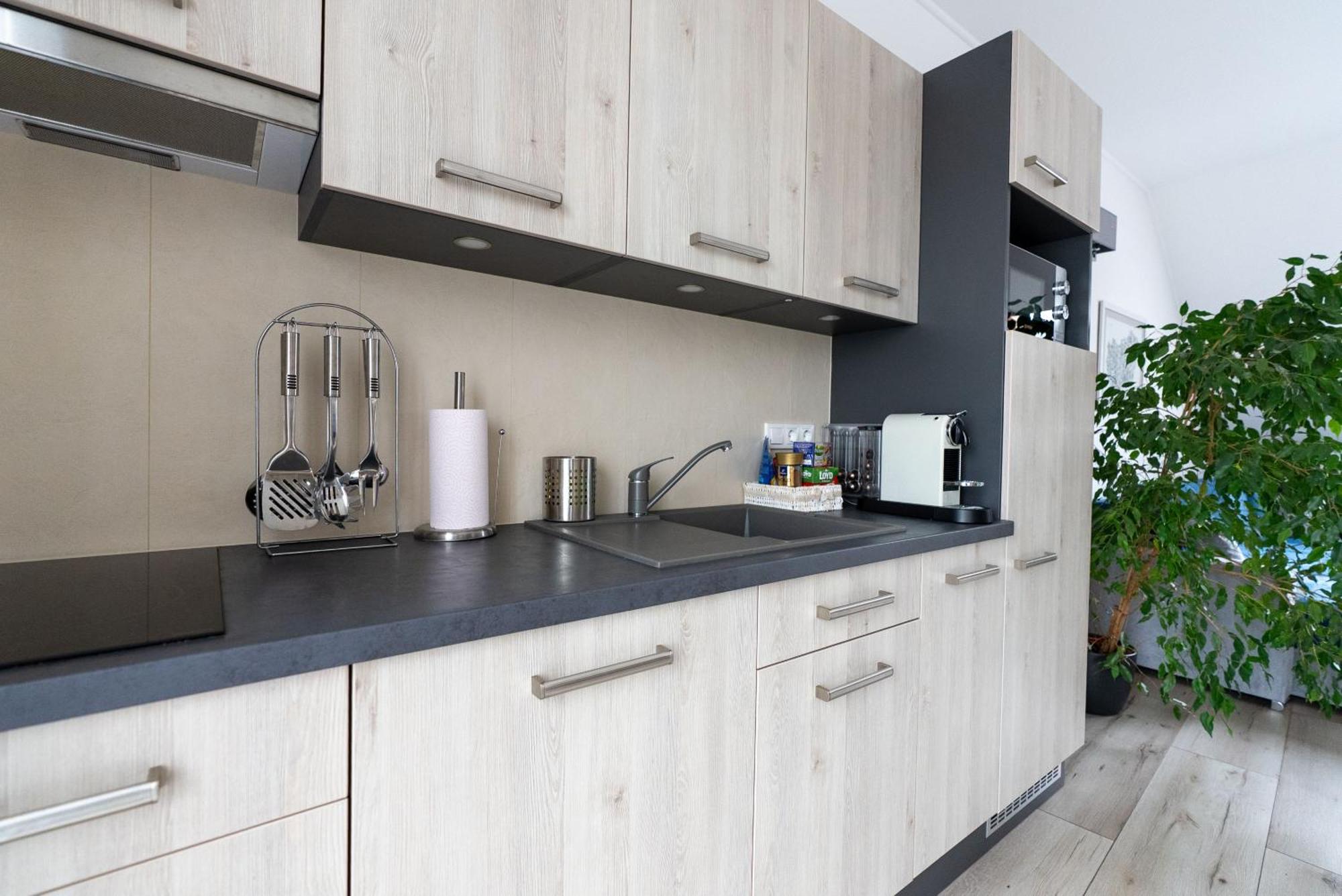 Jokai Apartman Dunafoldvar Esterno foto