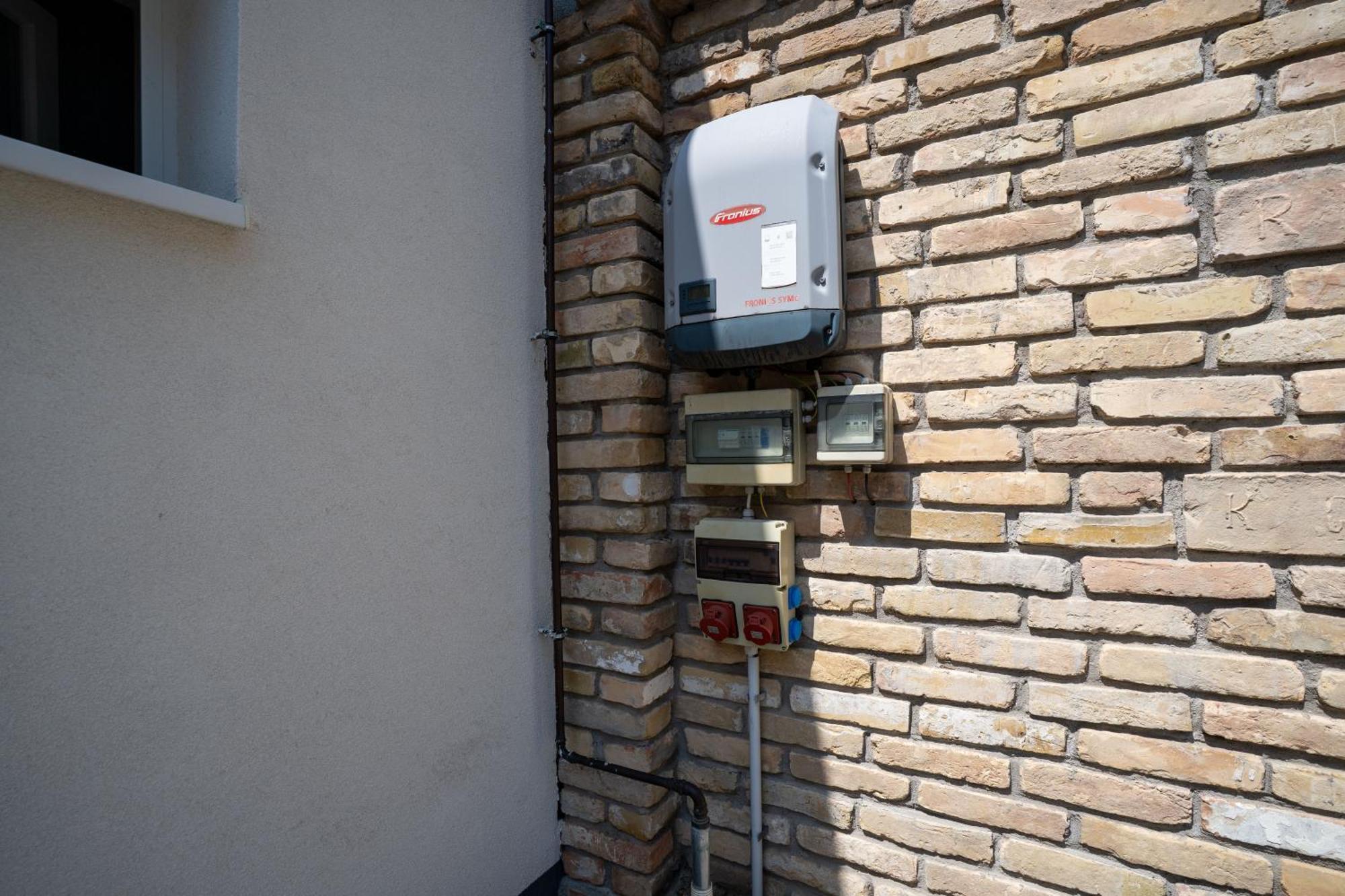 Jokai Apartman Dunafoldvar Esterno foto